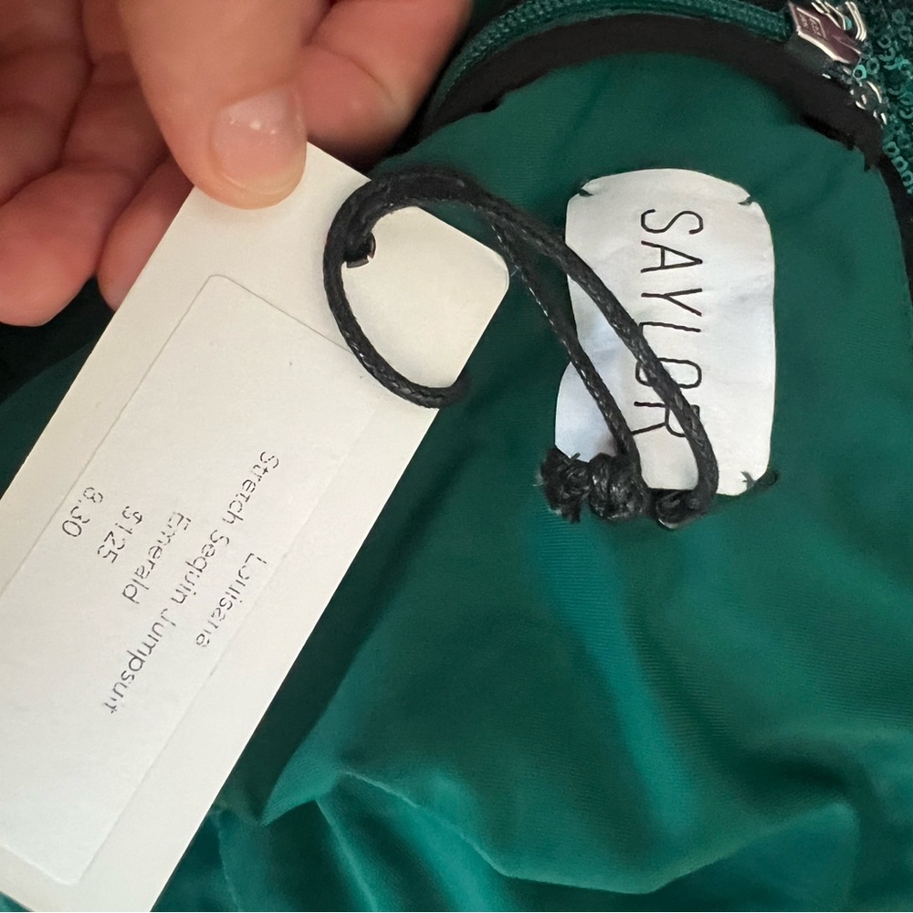 NWT SAYLOR Louisana Sequin Jumpsuit in Dark Green - Picture 9 of 12